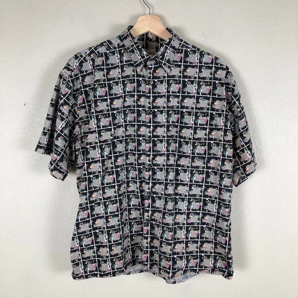 𝅺JT Beckett Shirt Black Geographic Print‎ Button Up Pocket Casual Size Medium